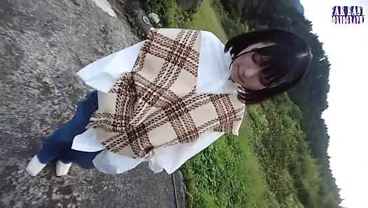 Pertemuan dengan cewek imut imut yang menggoda cowok dengan tubuh mungil ini adalah bagian 1