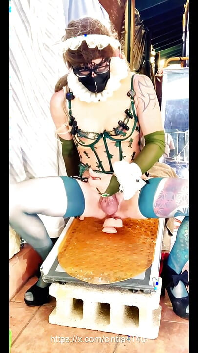 Hot Shemale with Sexy Lingerie Dildo Riding Cumshot