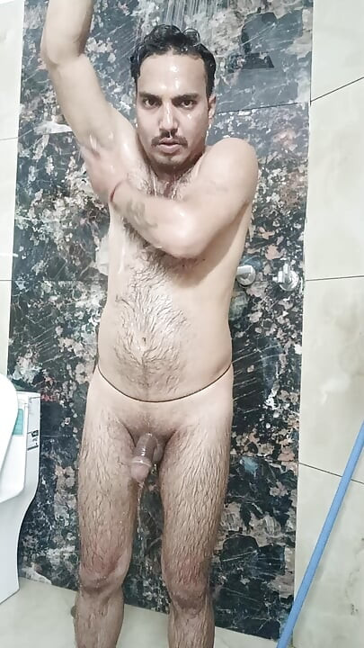 Indian desi police officer get sucked and shower with neighbour and army officer