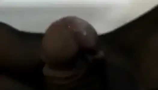 Olgun sarışın ateşli oyuncu seçmelerinde zonklayan büyük zenci gırtlağına kadar alıyor