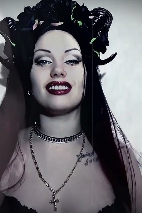 My Seductive Lips - Is a Door to Hell! Devour Fetish!