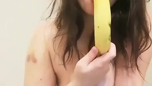 Jilat pisang dan masturbasi