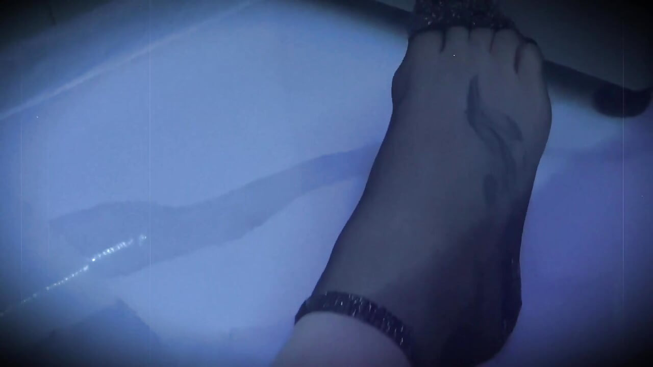 Mesmerizing shiny nylon socks