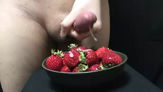 twinks üzerinde çilek