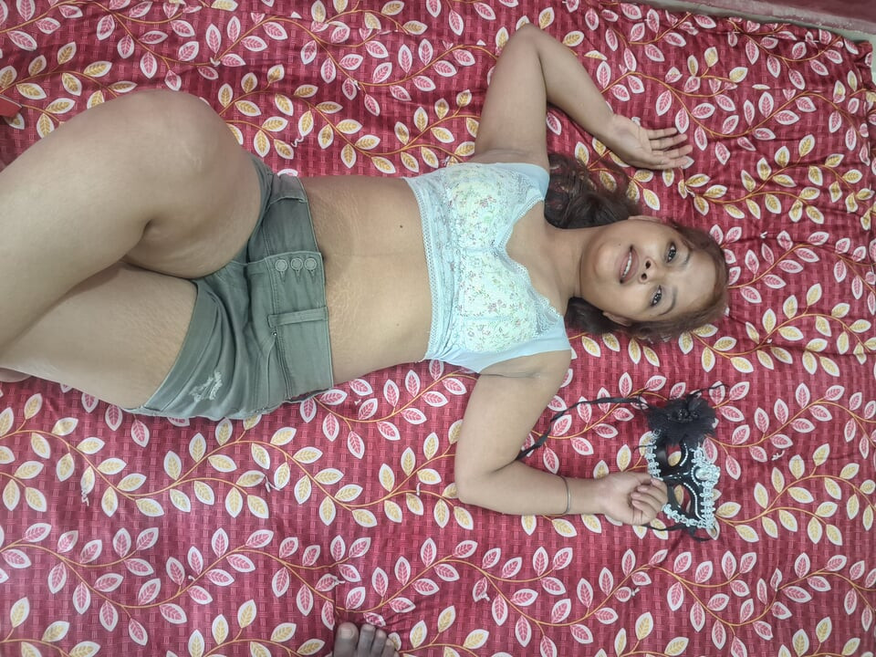 Indian Couple Hot Bedroom Session Desi Girl in Bra & Shorts with Mask