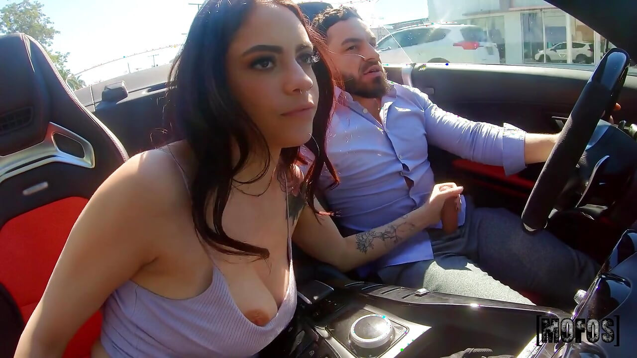 Mofos - Melody Foxx Pulls Down Her Tight Leggings and Sucks Dick