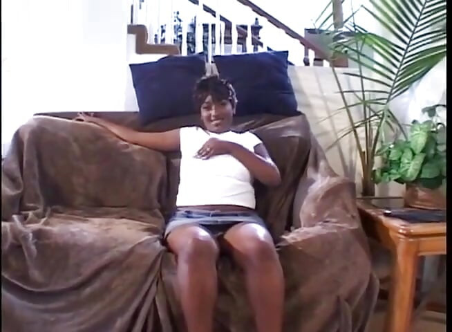 Eboni seksi untuk babi tua