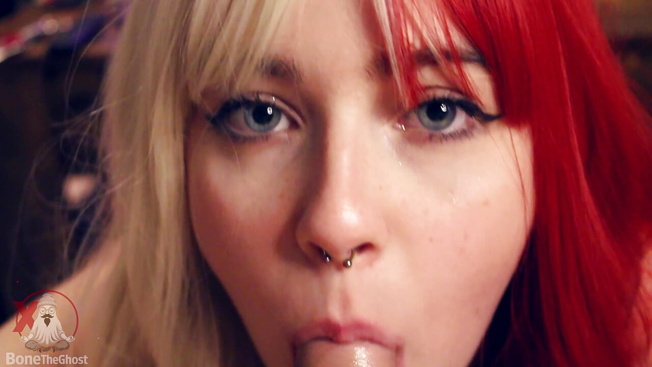 Blue Eyed 18 yo Teen Makes Me Cum On Her Face