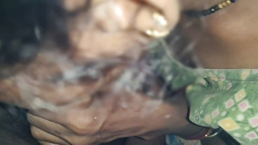 Desi hot aunty fingerings ke sath chudai ki