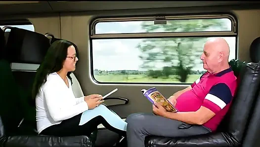 Garabas ve Olga ile Almanya'dan İspanya'ya kesintisiz seks