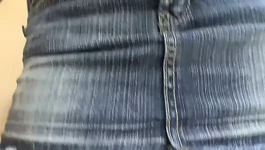 Taze amcık allie haze bir fahişe amını siktiriyor