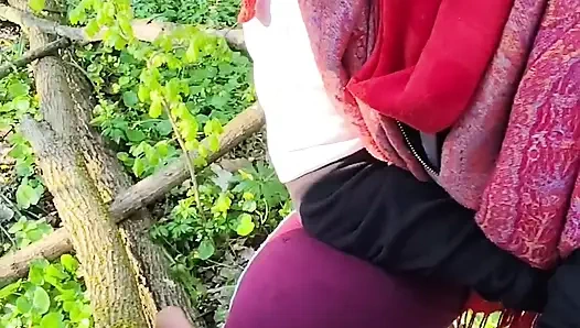 In public a quick blowjob in the forest with oral cum! Delicious!