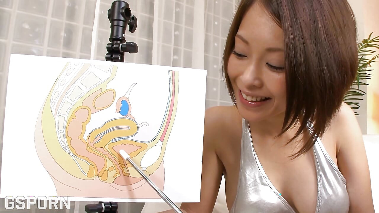 Prekrasna japanska djevojka s velikim sisama jebe se s majstorom špricanja
