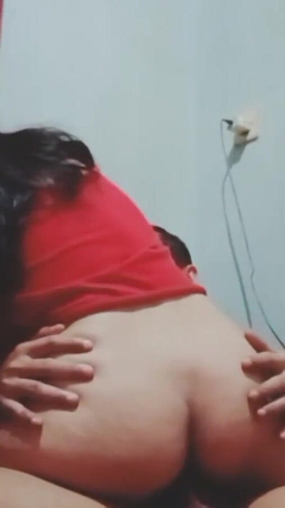 My boyfriend is on the verge of tears, and he's so obsessed with the idea of having a baby. | Clip 1