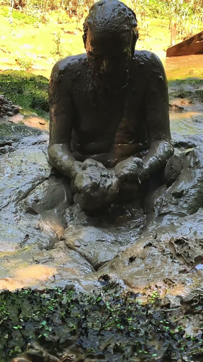 MUD SUBMISSION | Clip 2