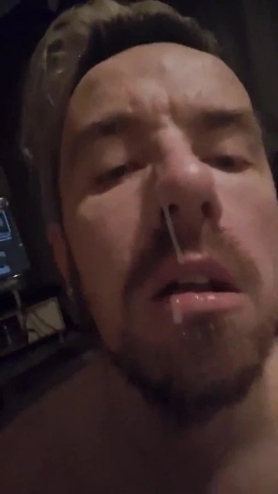 Χύστε σε faggots fqce