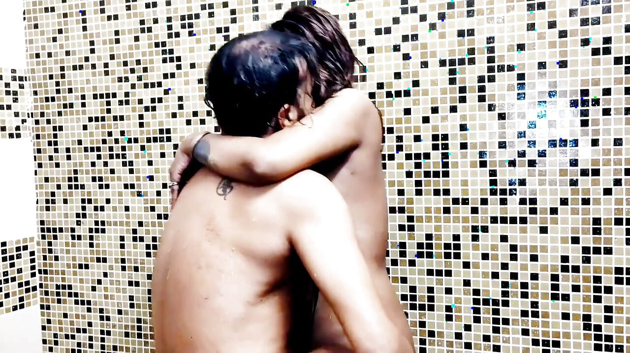 Ein desi-paar ging in ein fünf-sterne-hotel und fickt hart in Jacujji