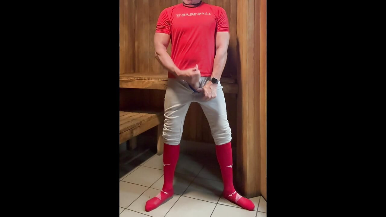 Bejzbolski trener JockDad87 vratio se u saunu