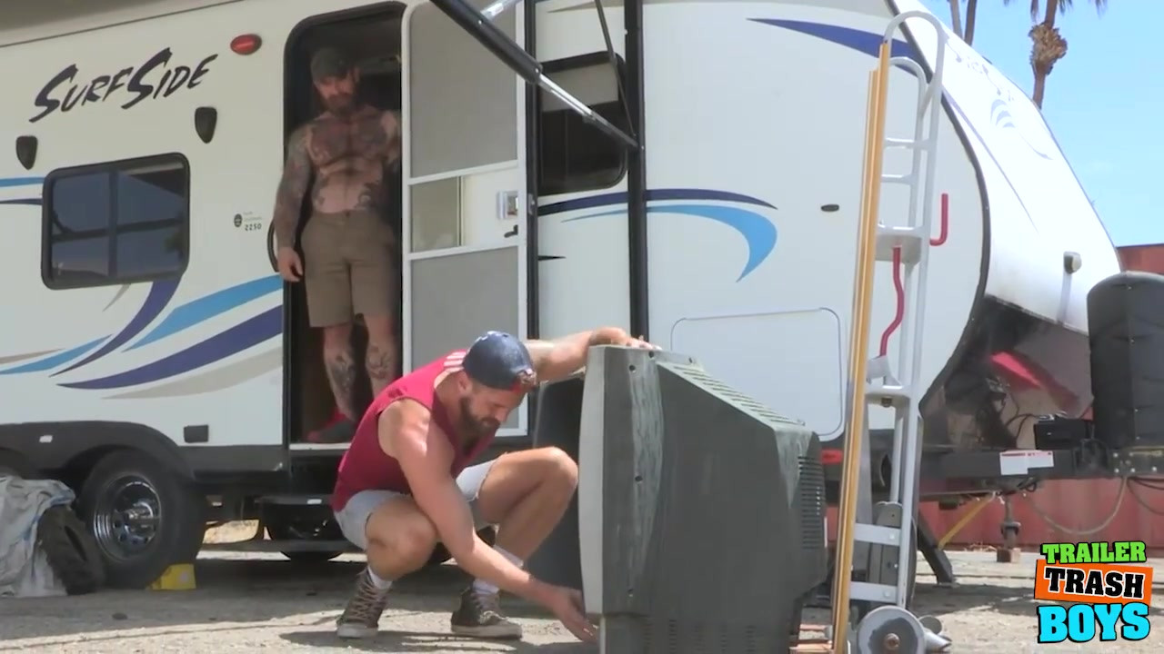 TRAILERTRASHBOYS Wesley Woodsきっ屋外でジャック・ディクソン
