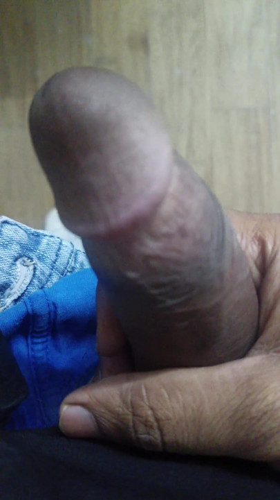 Cowok 18 tahun ngentot kontol besar cowok berumur 18 tahun