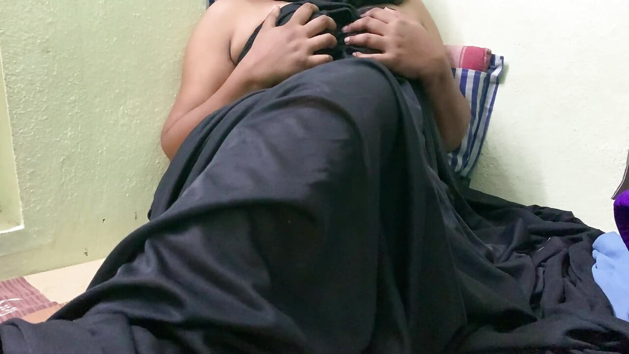 Mere chut me pani nehi nikl raha hai kya karu main