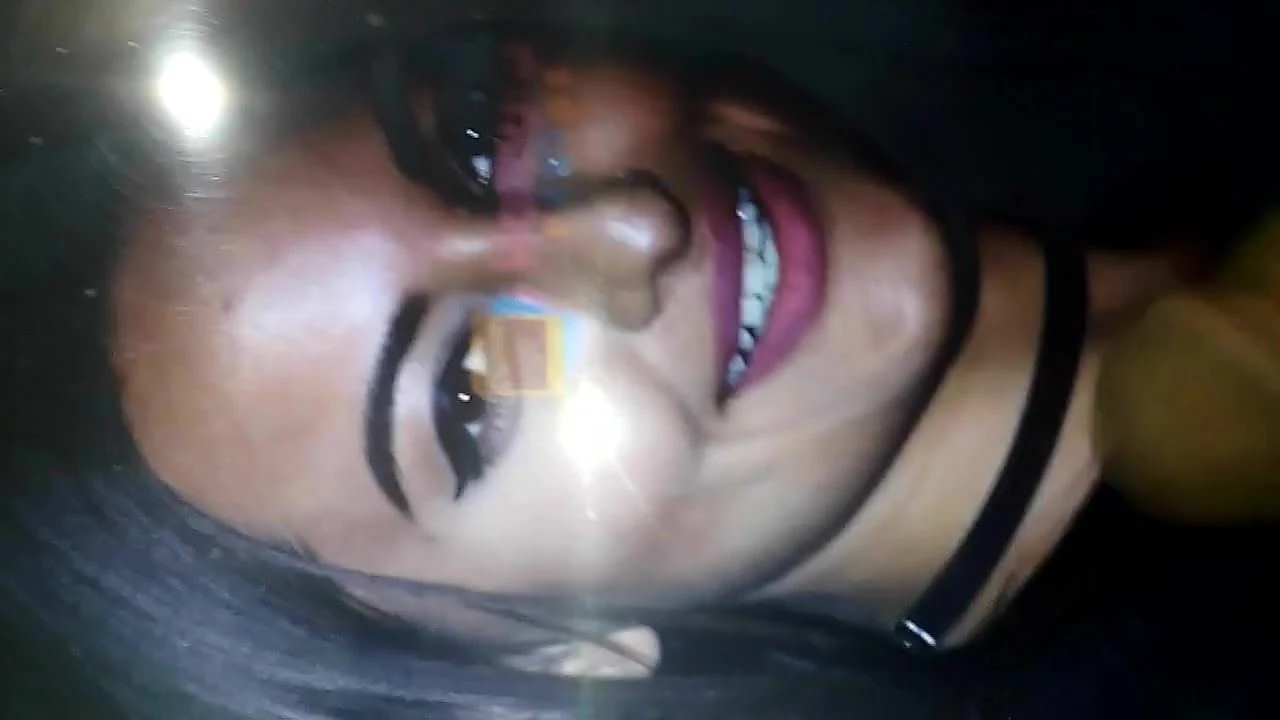 Sonakshi sinha boşalma