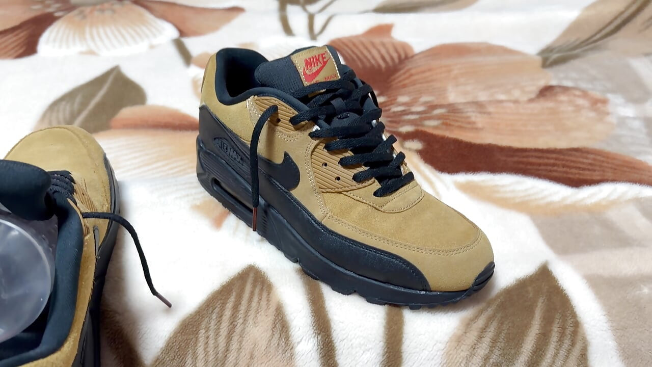 Fucking my new Nike Air Max 90 using fleshlight part 2 ( cumming inside )