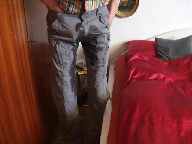 Nach dem aufwachen in die Hose gepisst