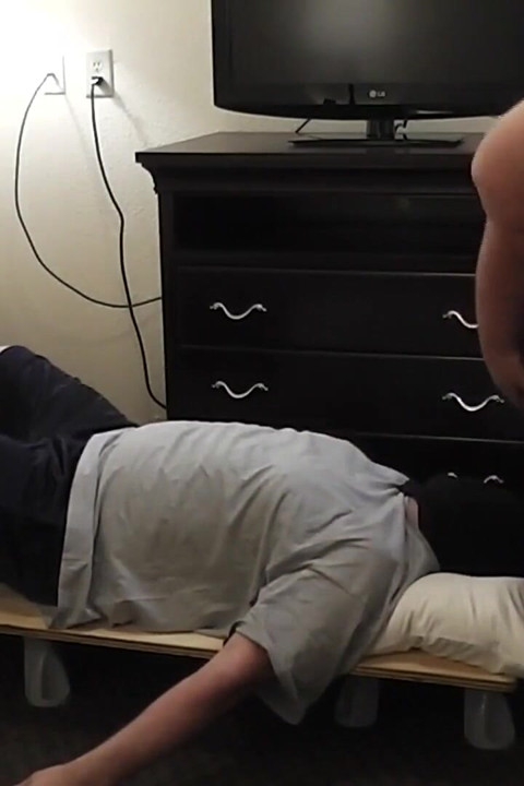 Bigmommakat- götüm ağırmış gibi davranıyorsun!