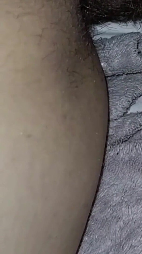 Joven virgen vs gran polla | Clip 1