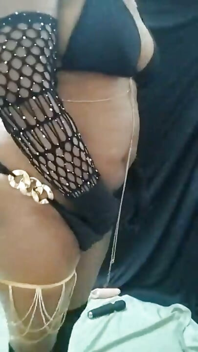 Sonam ki saxi bra Panti may enjoy karty huya