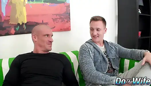 Ibu rumah tangga haus sperma jessica malone suka banget nyepong dan ngentot kontol