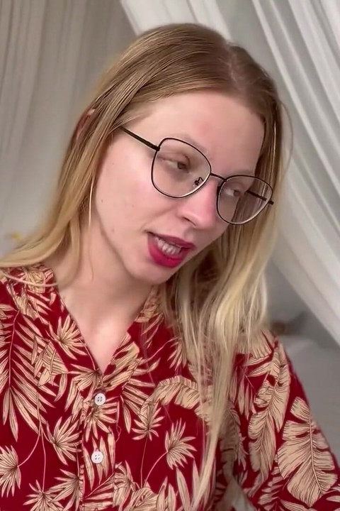 Mean Femdom Goddess sætter dig på plads