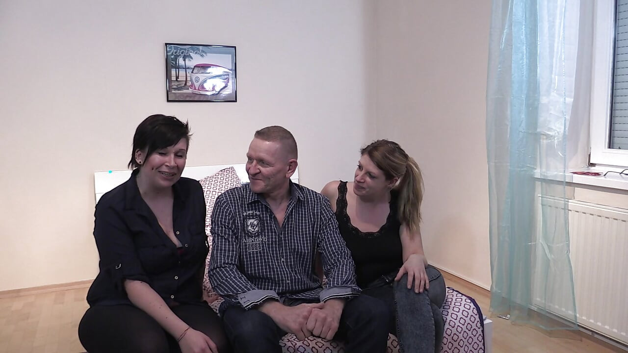 Betty 120 Kg and MILF Luna Fucks User 23cm!!