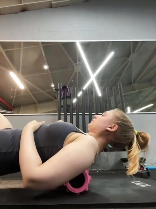 Horny girl fucking in public Gym