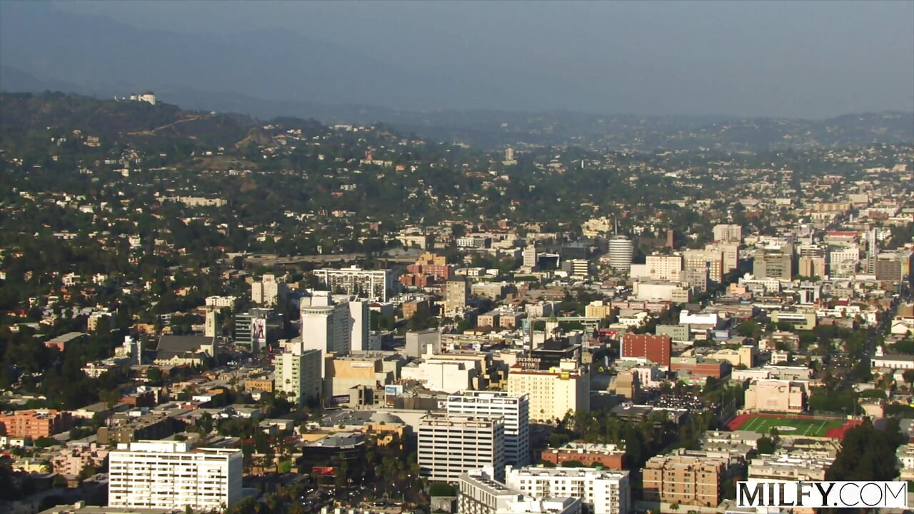 MILFY BBC-Hungry Boss Lady Sienna Rae Gets DPed By Her Eager Apprentices