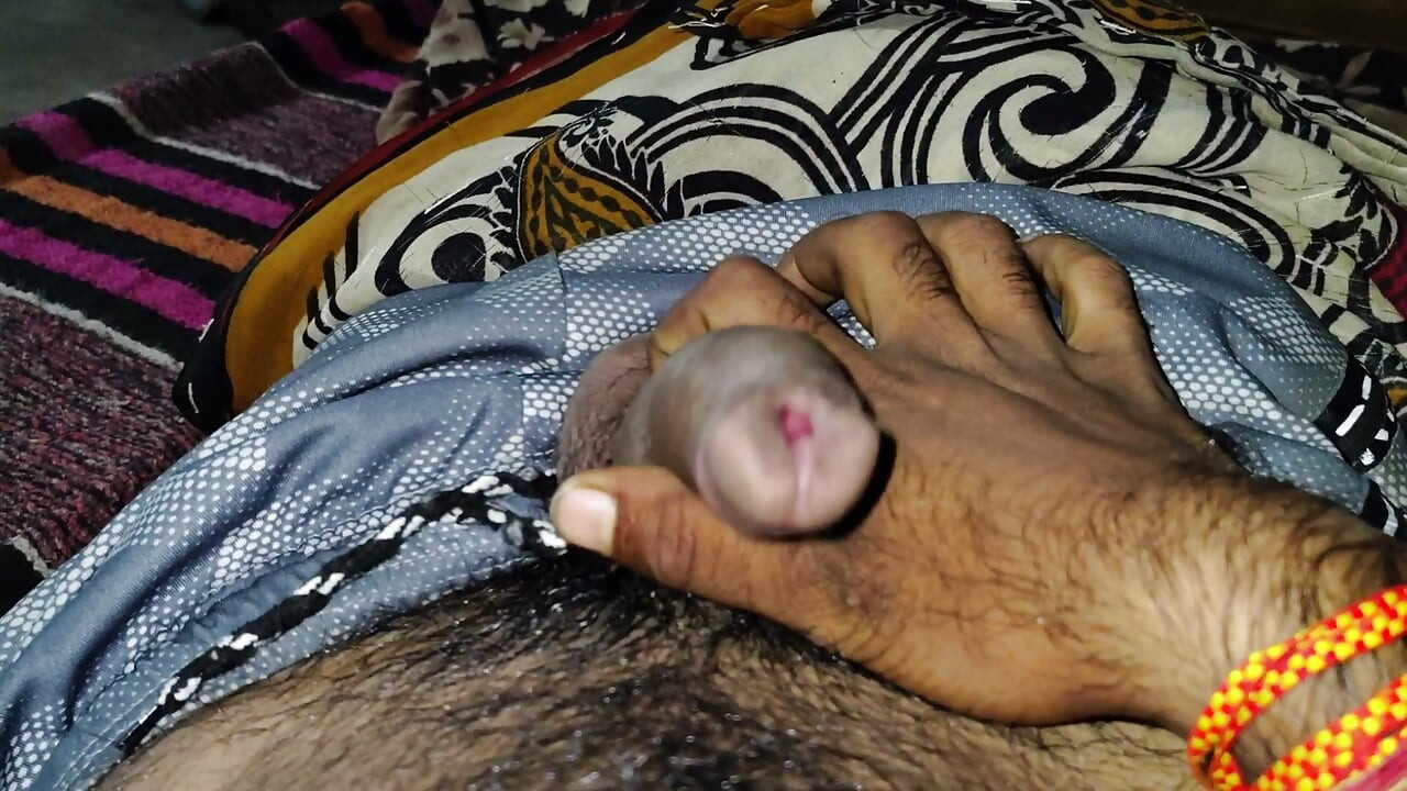 Seeing sister-in-law, I made a head. At night, sister-in-law thought I shook my head. desi land