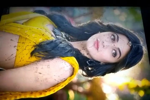 Трибьют спермы для Shruti Hassan