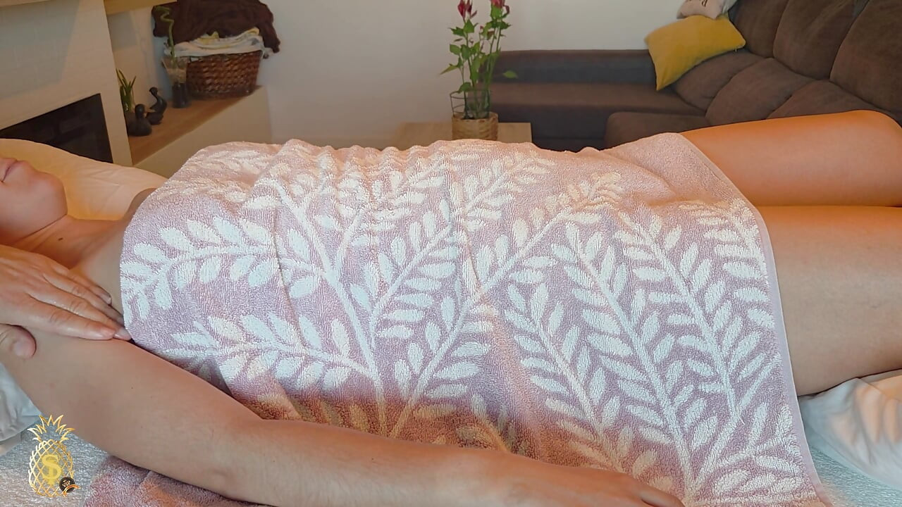 A Sensual Massage Turns Into a Wild Fuck