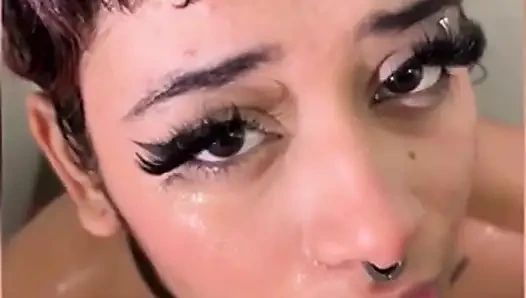 Gothic-küken gefickt