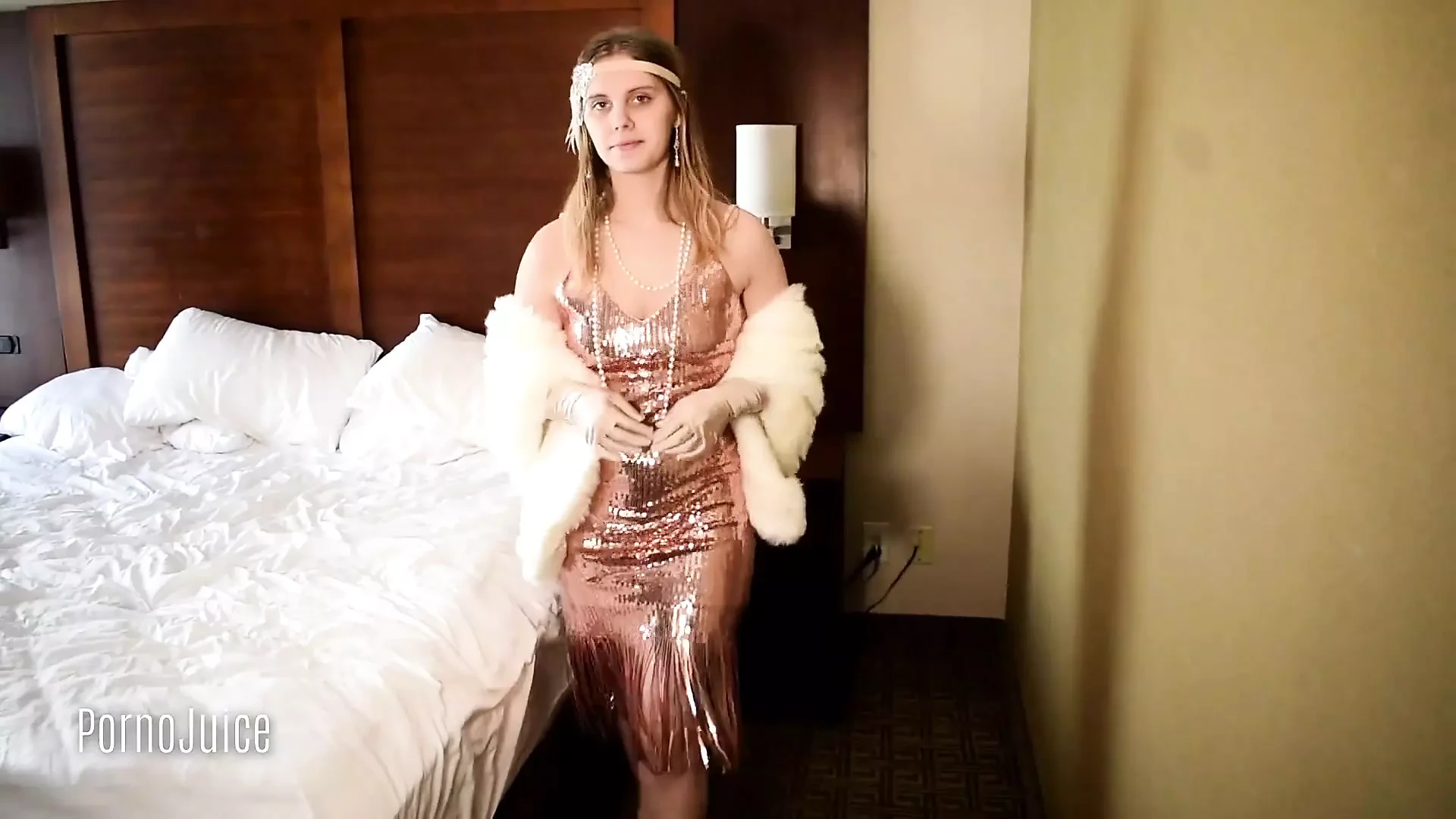 I Transform Into a 1920s Flapper and Suck Black Dick Starring Memel Wilde