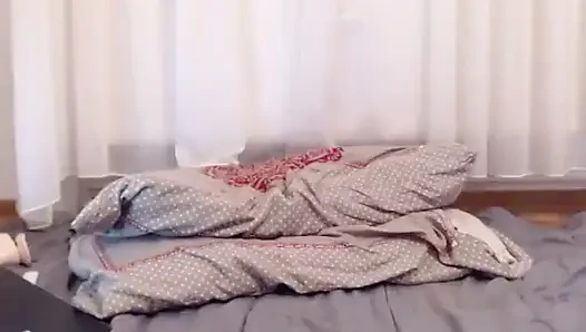 Трахни задницу пальцами и киску