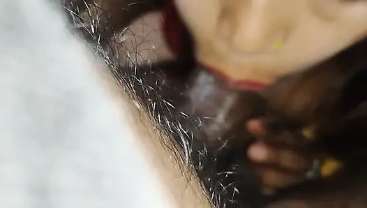 Meri sali ne dairy milk laga ke lund chusha