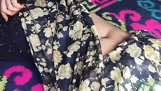 DESI XXX MAKAN MALIK NE AKELI BHABHI KE SATH KIYA SEX FILM PENDEK