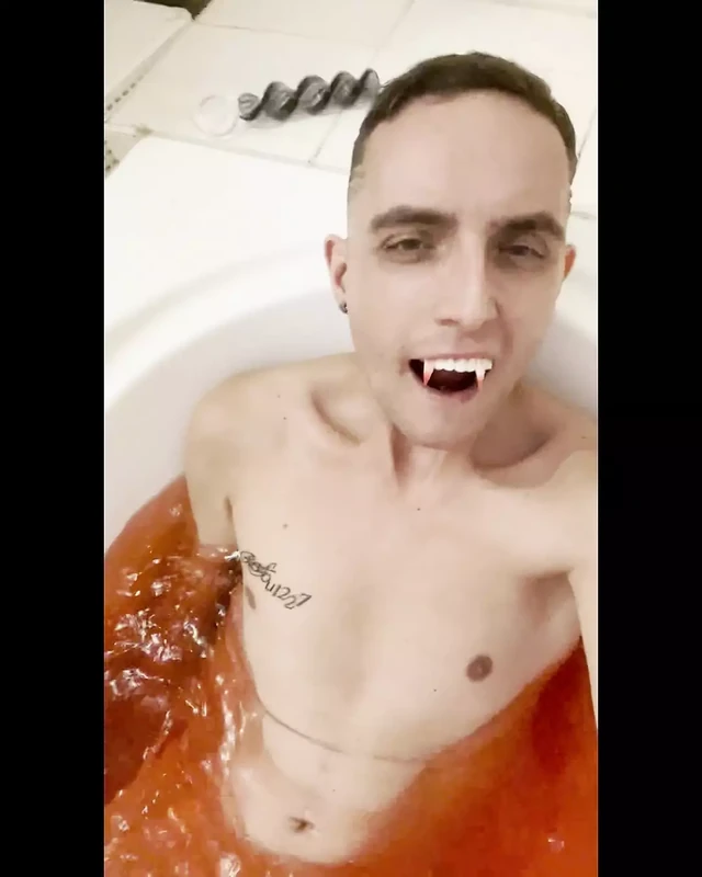 Double vampire ejaculation, prostate and big dose of