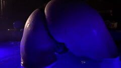 BBW Milf ass and pussy in hot tub.