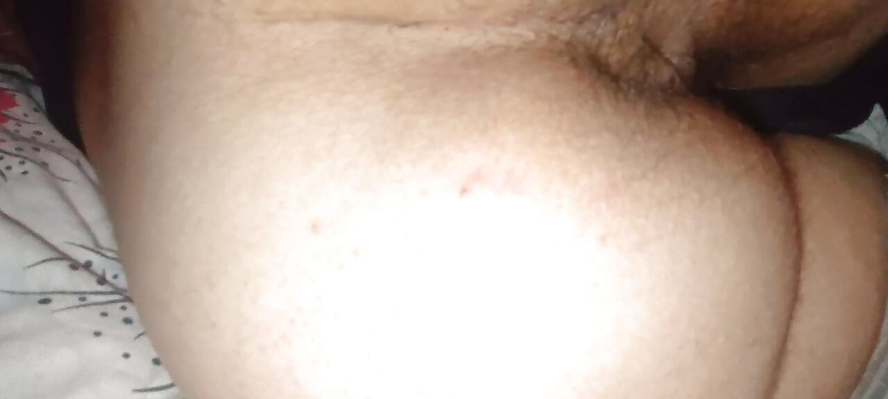 When I'm tired, stepdad sticks his dick inside me, his back skin and fucks me and lets go inside me