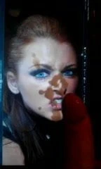 Sophie Dee Facial