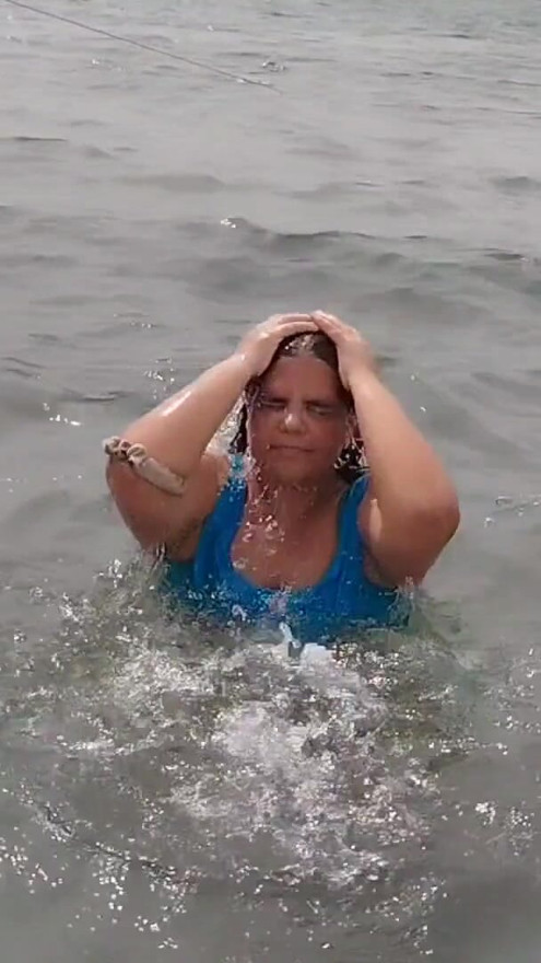 Chubby Latina what a big ass on the beach | Clip 1