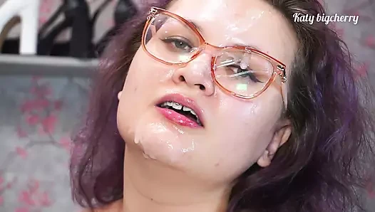 she squirts on his cock then licks it